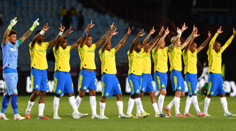Mamelodi Sundowns players salute fans before a match